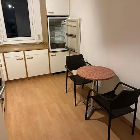 Apartment Home *